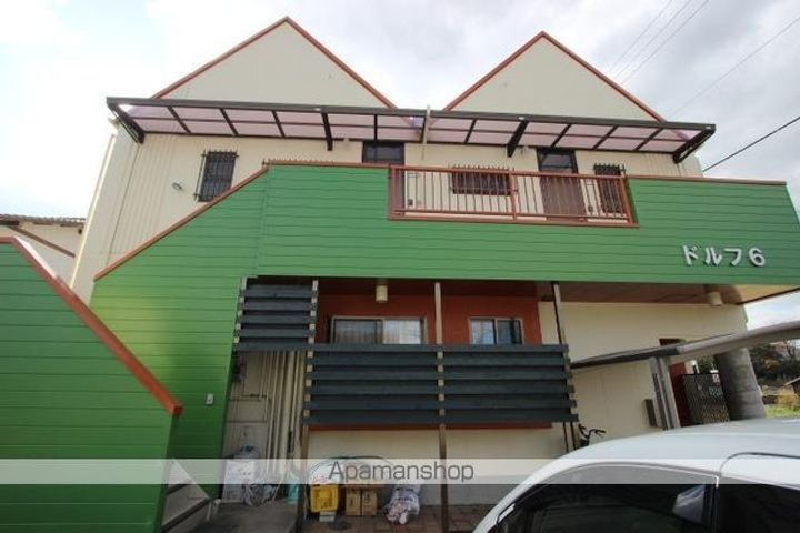 香川県さぬき市志度の賃貸アパートの外観