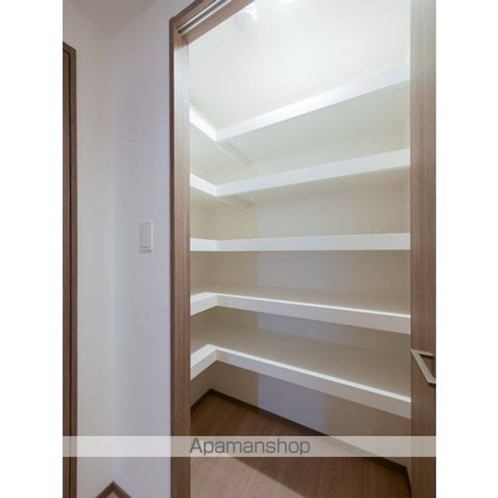 グランエール森下WESTの内装