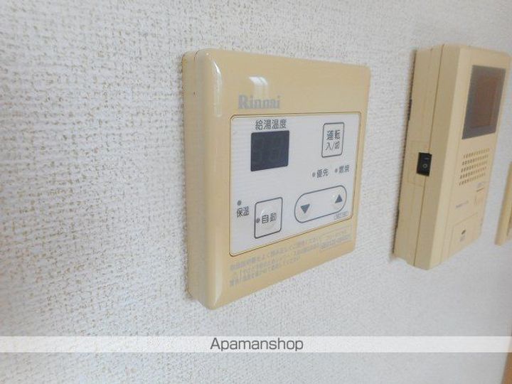 アンジュールの内装