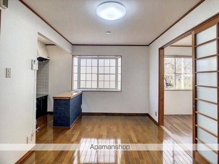 クワイエットハイツ1-2の内装