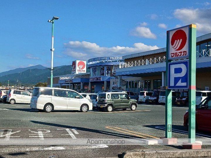 愛媛県新居浜市星原町の賃貸アパートの周辺