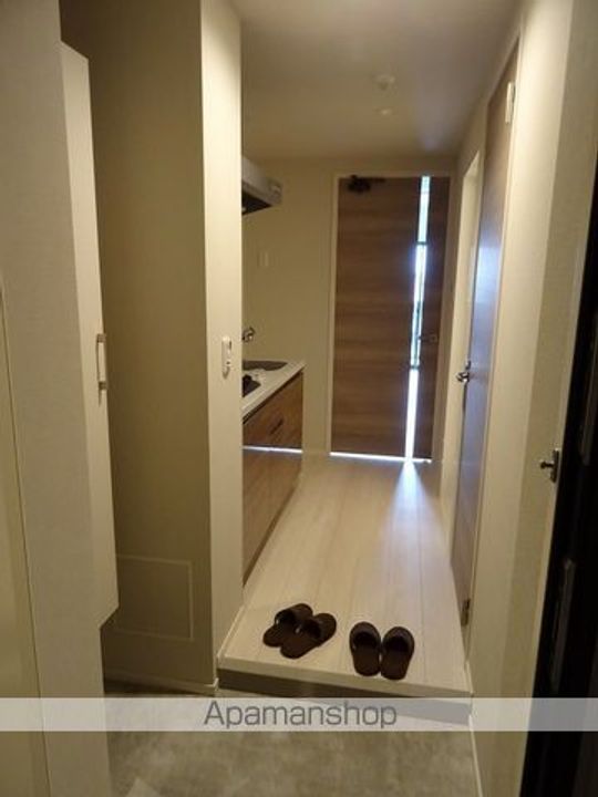 CINZA若林の玄関