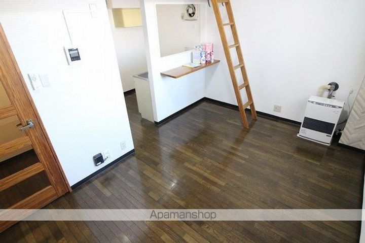 コア末広108の内装