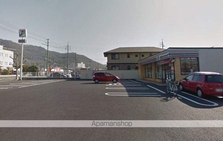 レオパレスボムールの周辺
