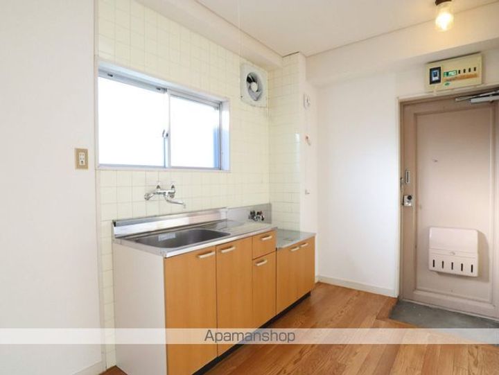 ロワール石川橋302のキッチン