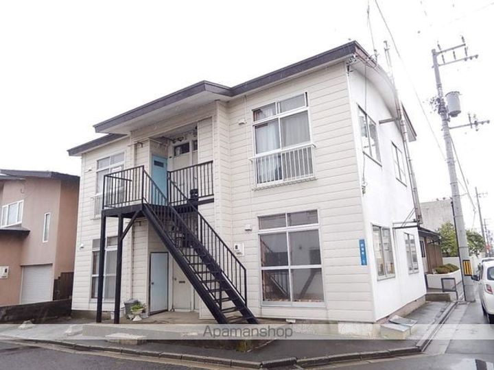 石垣アパート1号1階右の外観