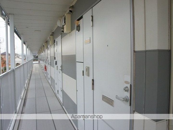 愛知県小牧市小牧原2丁目の賃貸アパートの外観