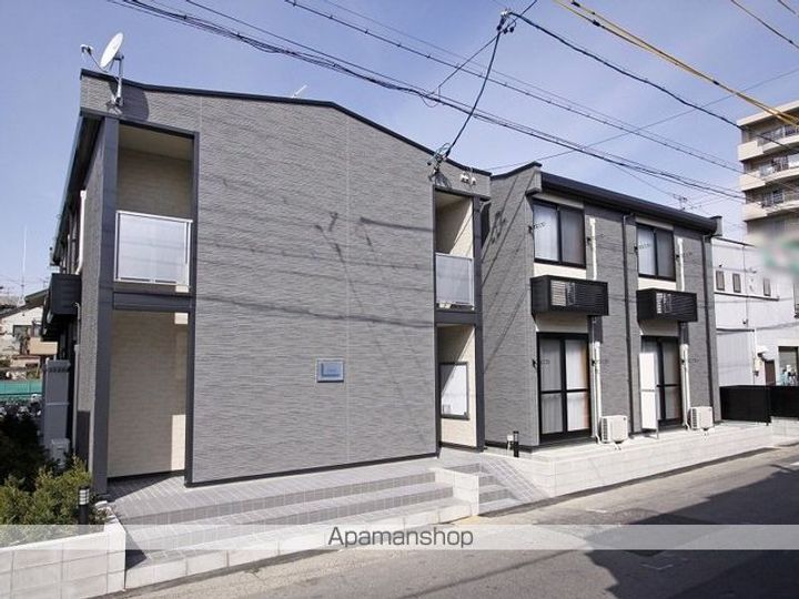 レオパレス廿軒家105の外観