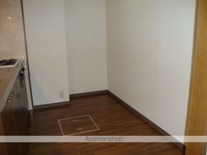 愛知県名古屋市西区比良1丁目の賃貸マンションの内装