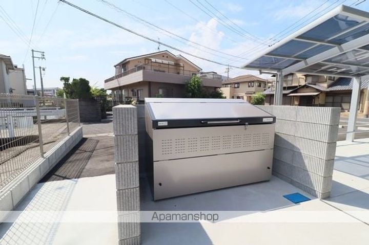 岡山県岡山市北区田中の賃貸アパートの外観
