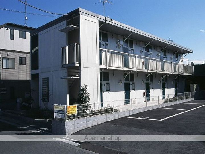 レオパレスメゾンプレミールの外観
