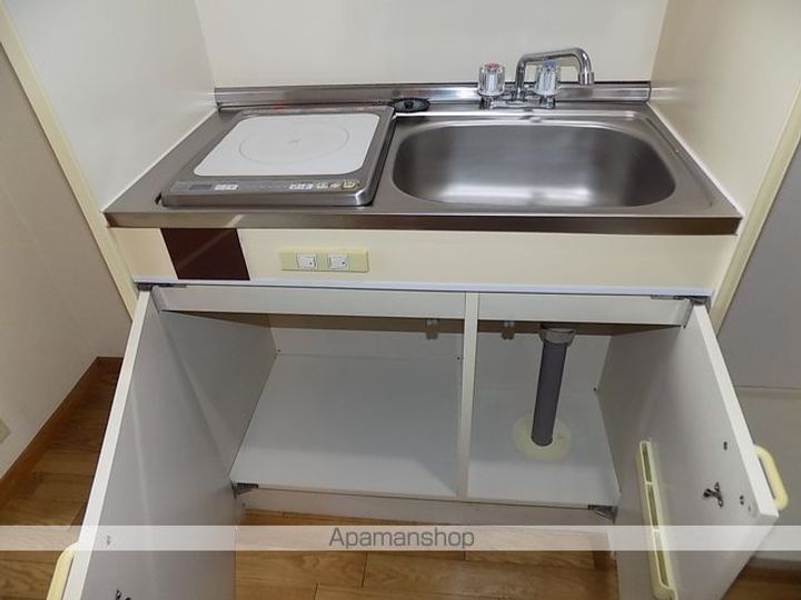 愛知県名古屋市西区庄内通3丁目の賃貸マンションの内装