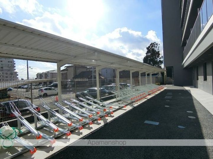 CINZA若林の内装