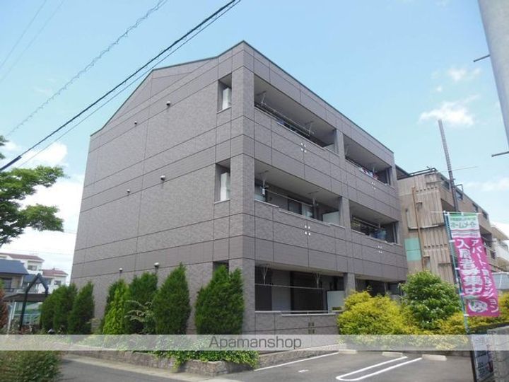 愛知県北名古屋市鹿田栄の賃貸マンションの外観