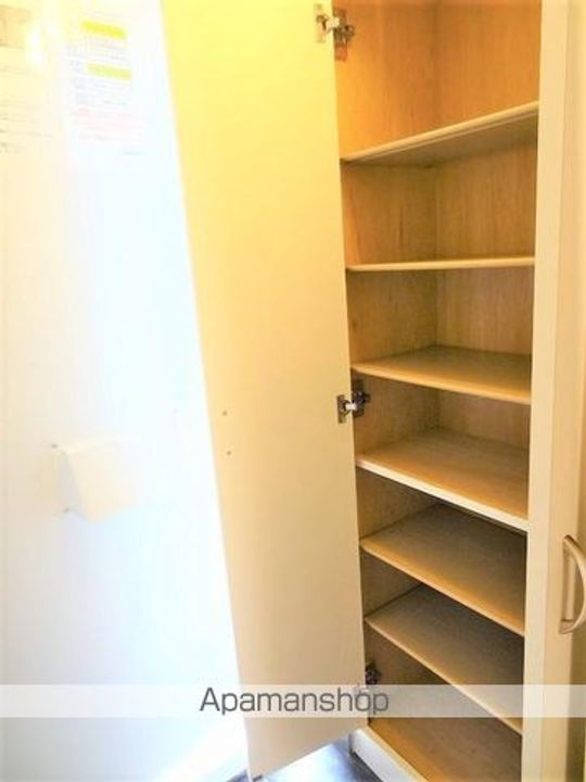 香川県高松市東ハゼ町の賃貸マンションの内装