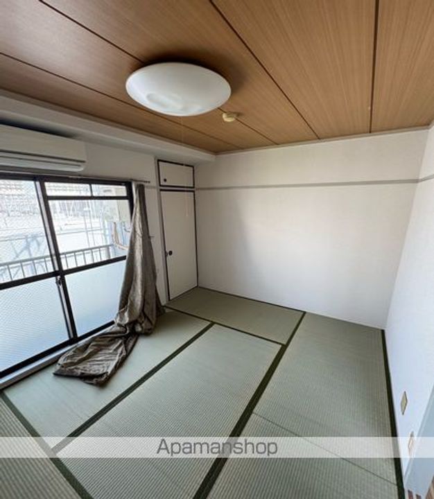 マンション忍の内装