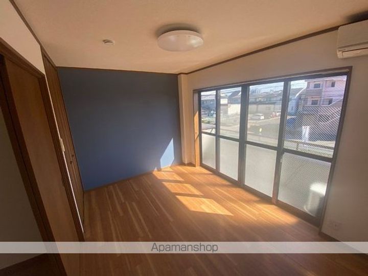 リーベン弥生の居間