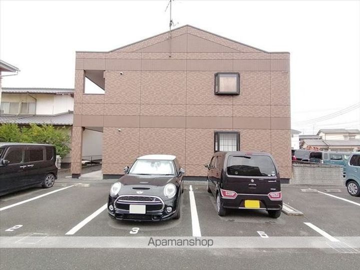 ドリームウイングの外観