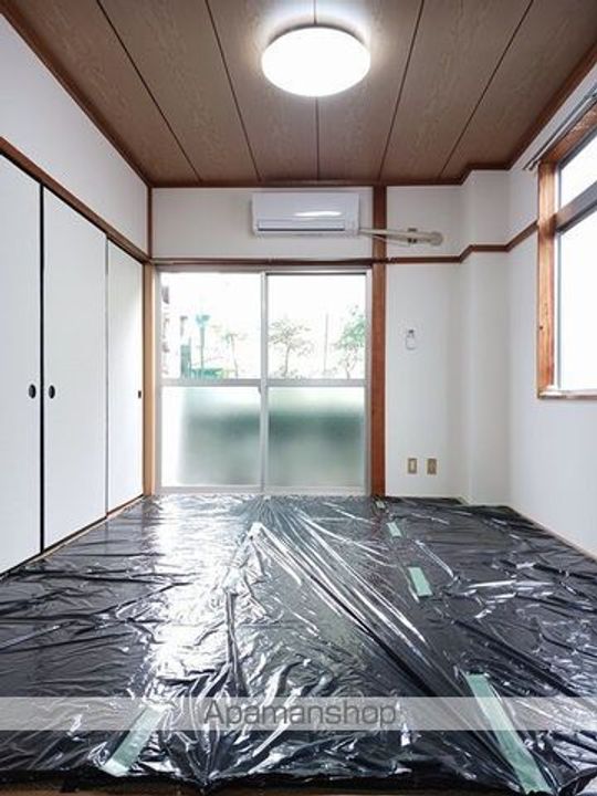 シティハイツ池田の居間