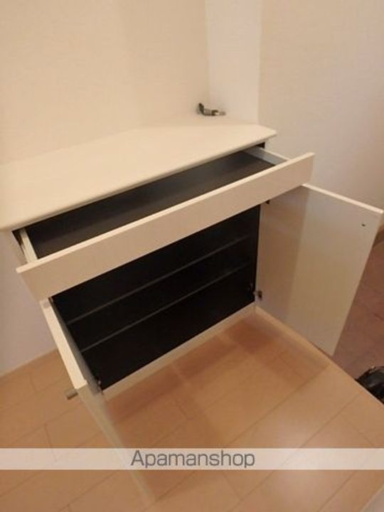 ウィステリアBの内装