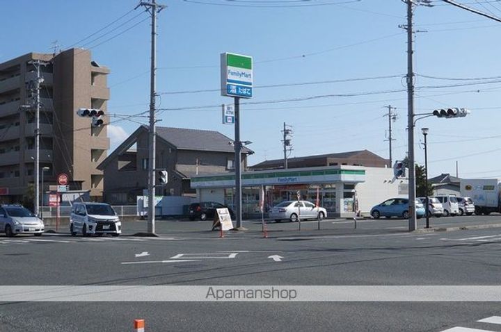 レオパレスオニオンの周辺