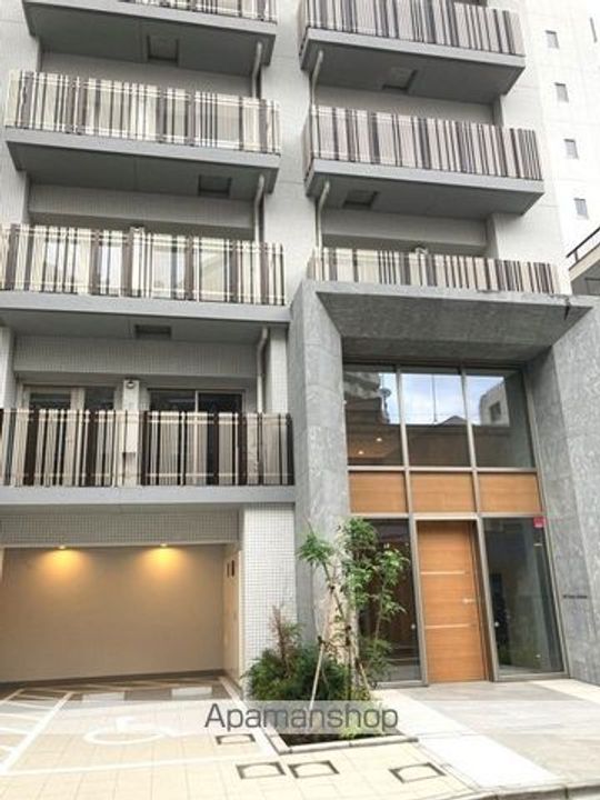 東京都北区赤羽1丁目の賃貸マンションの外観