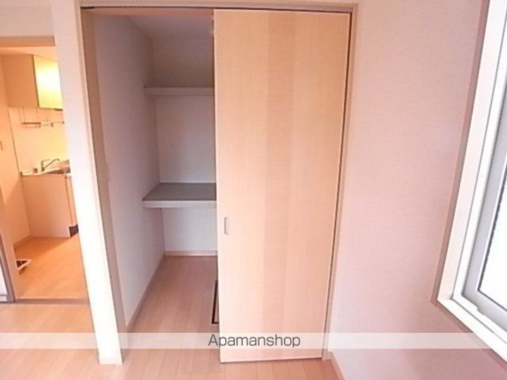 東京都日野市大字日野の賃貸アパートの内装