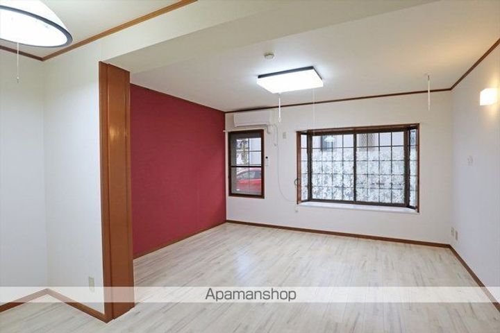 福島県郡山市桜木2丁目の賃貸マンションの居間