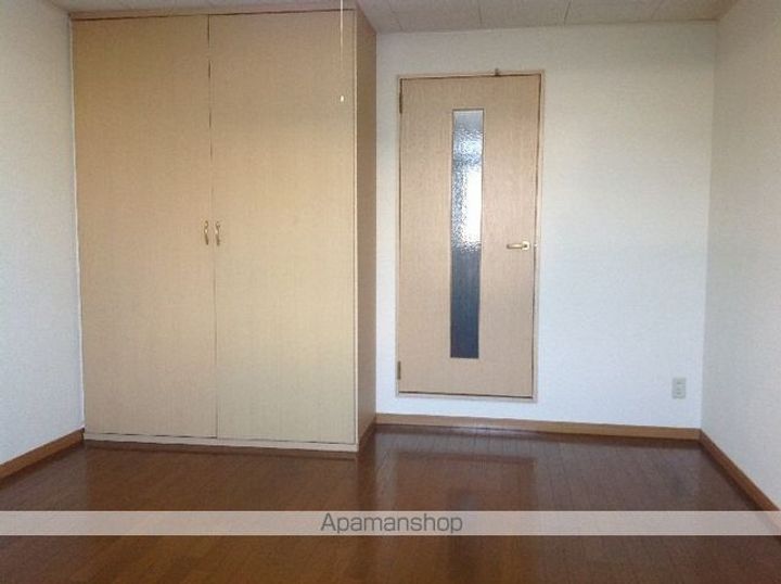 レオパレスロタシオン106の居間