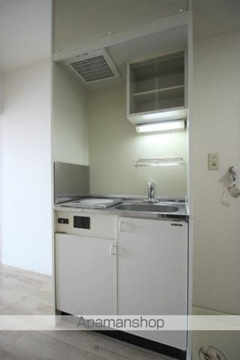 サンフェロー302のキッチン