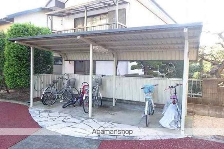 イーストプラザの内装