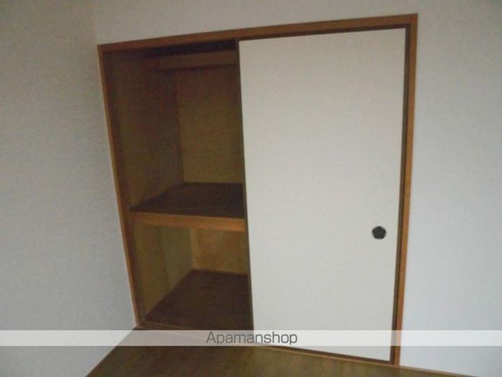 クープル幸の内装