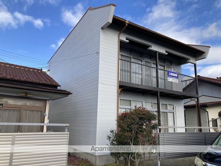 宮城県柴田郡柴田町槻木上町2丁目の賃貸アパートの外観
