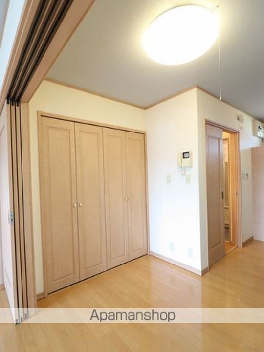 福島県郡山市咲田1丁目の賃貸アパートの内装