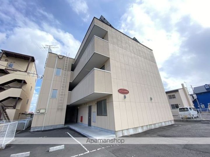 ピュアパレス海岸町の外観