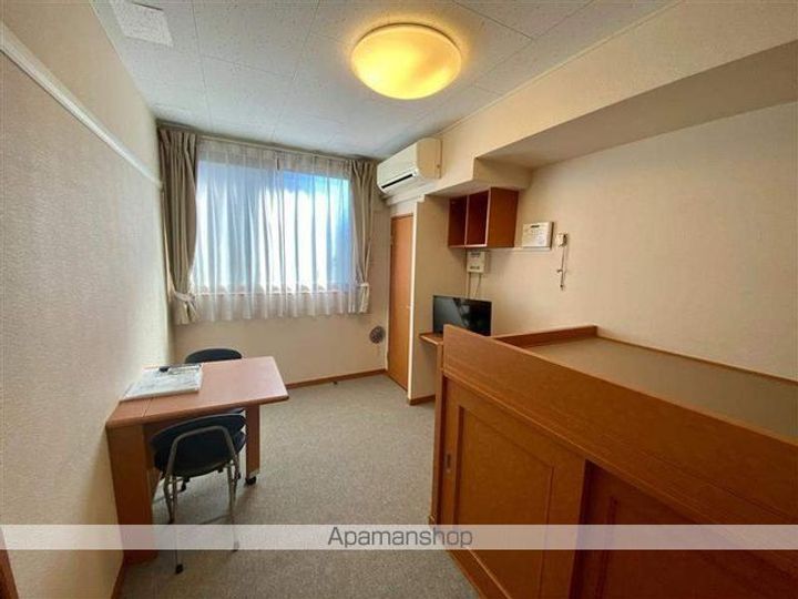 レオパレスMの居間