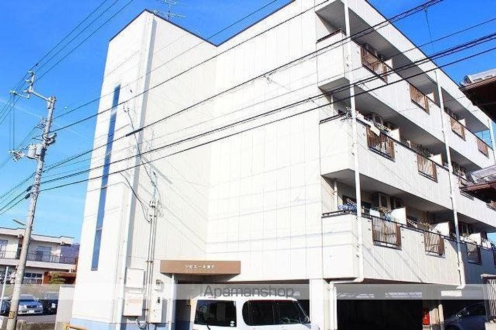 香川県高松市春日町の賃貸アパートの外観