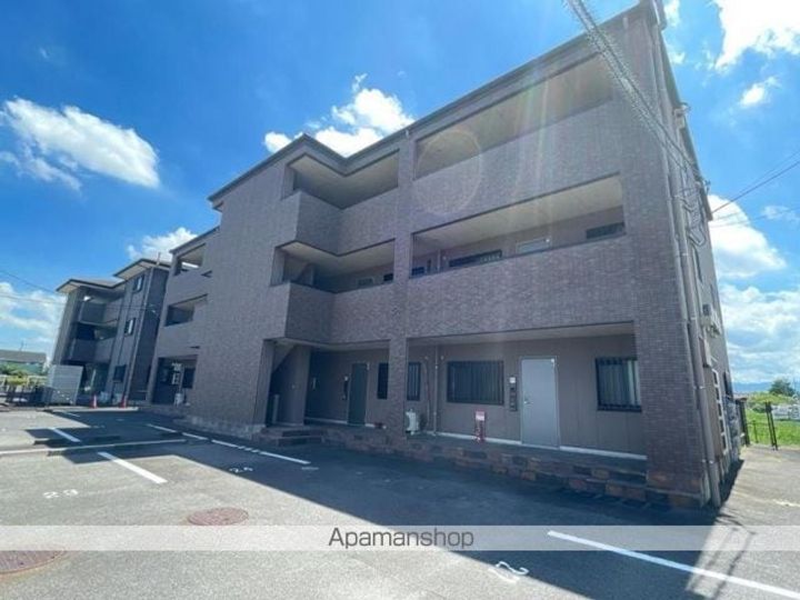 香川県高松市三谷町の賃貸マンションの外観
