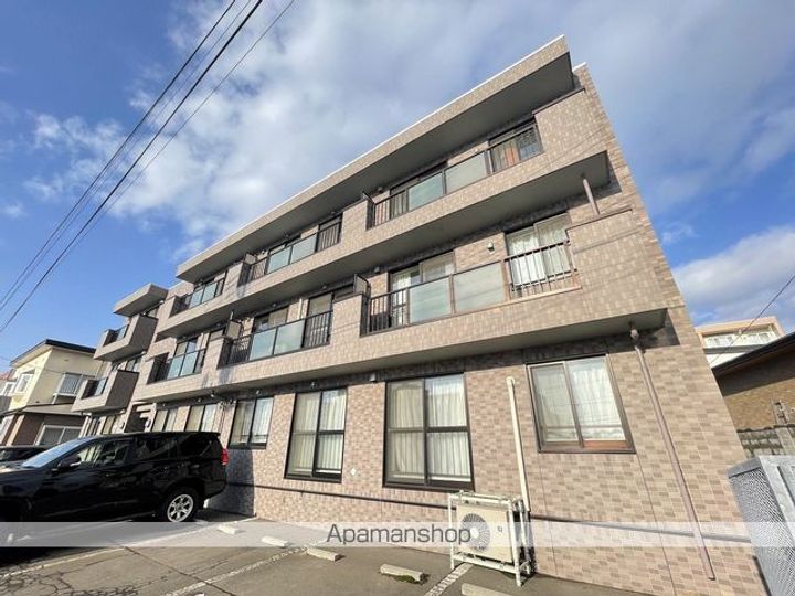 グランドメゾン美原(GRANDE MAISON MIHARA)303の外観