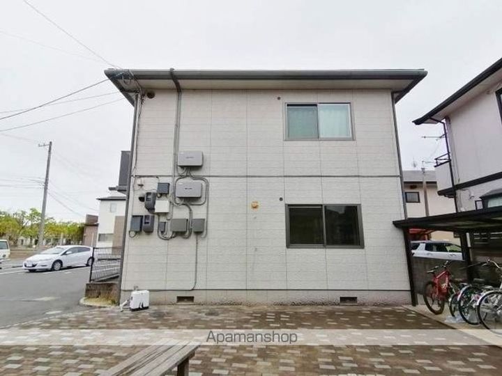 オリーブテラス A棟の外観