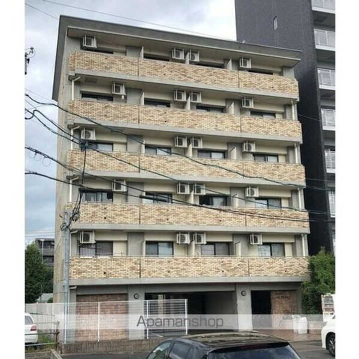 MAISON ELBLOCの外観