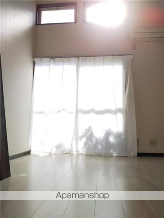 ロフティ岩沼の居間