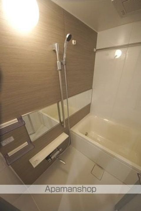 メイクスデザイン参宮橋405号室の風呂