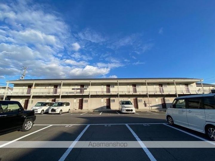 香川県高松市成合町の賃貸アパートの外観