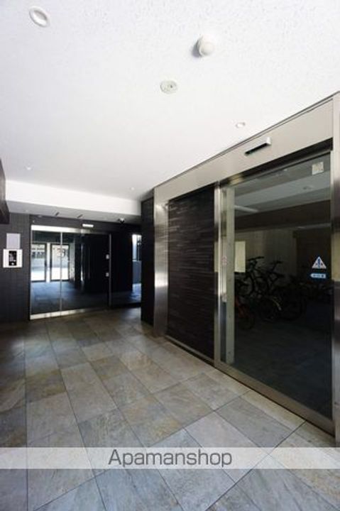 AZUR YABACHOの外観