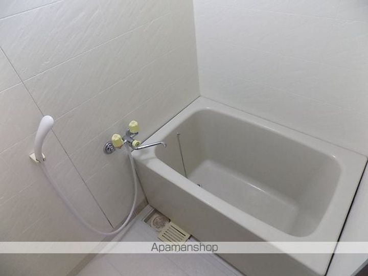 グリーンヒル岡弥の風呂