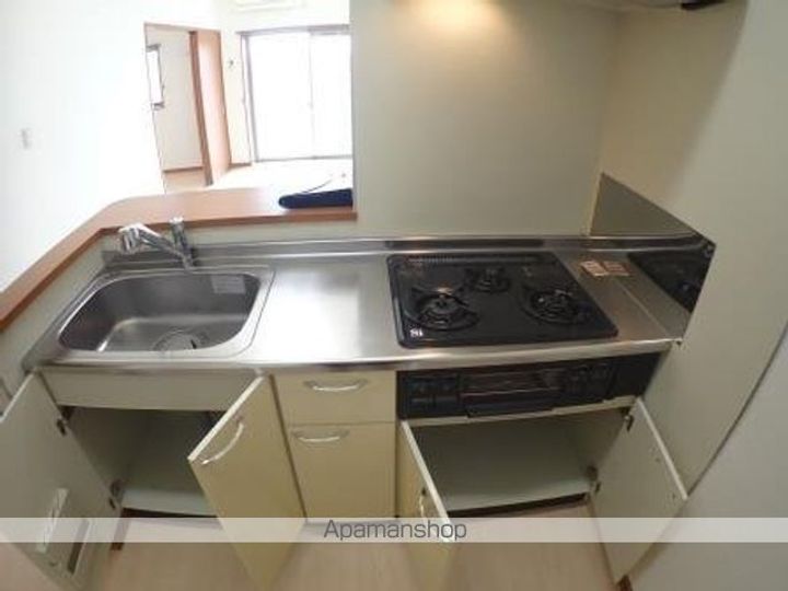 セリージャ デ トーアの内装