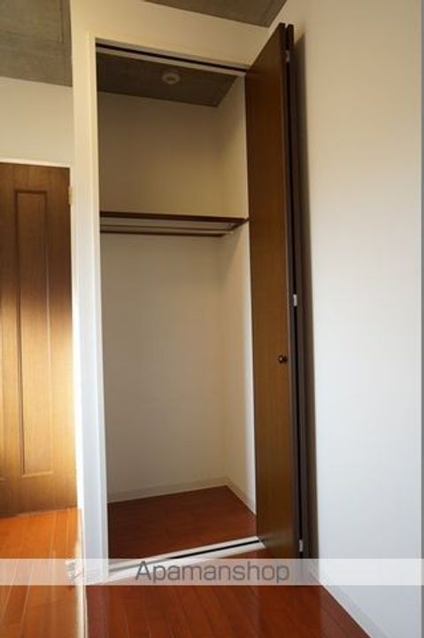静岡県浜松市中央区松城町の賃貸マンションの内装