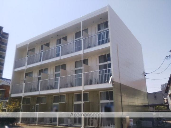 レオパレス高砂の外観