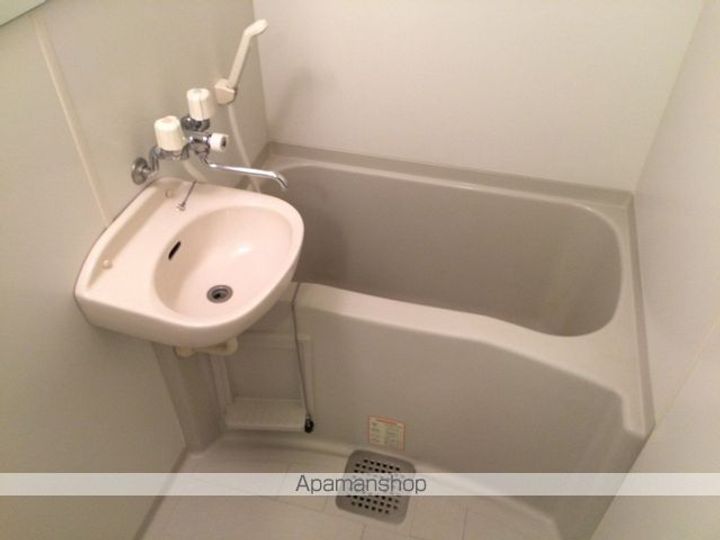 レオパレスサンセールの風呂